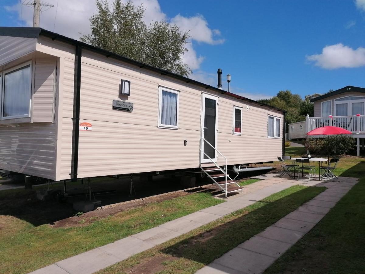 Lytchett Bay View Villa Poole Exterior photo